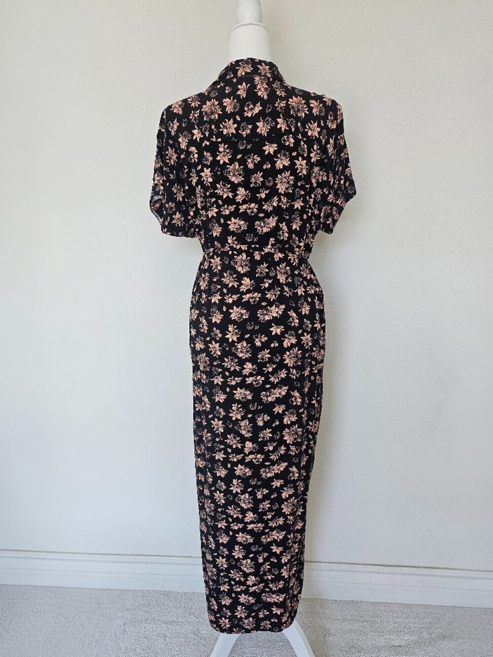 LuLaRoe Black Floral Button Front Maxi Dress Size M - Picture 4 of 12